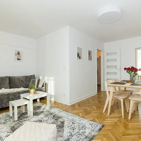 Shortstaypoland Jana Pawla II Warsaw Exterior photo