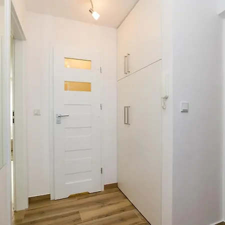 Shortstaypoland Jana Pawla II Warsaw Exterior photo