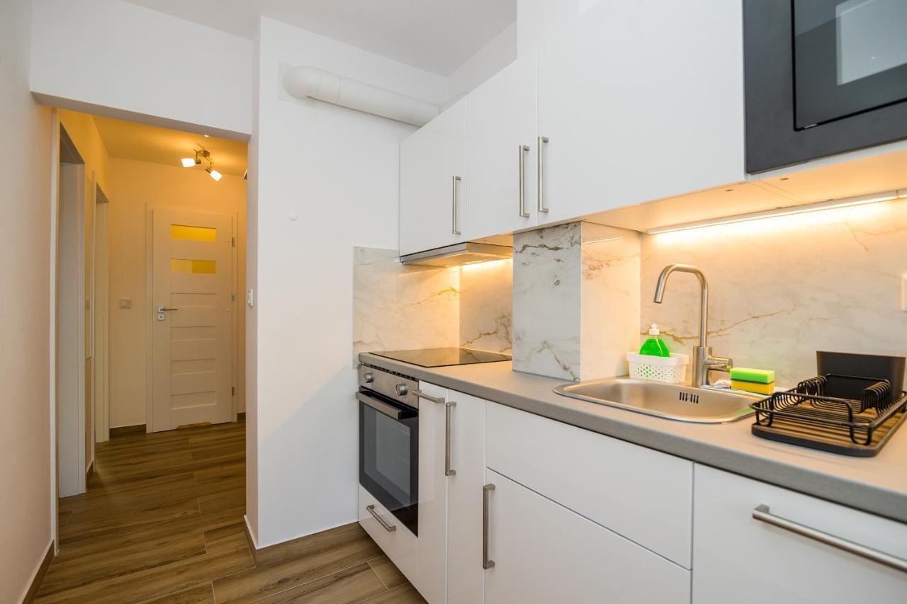 Shortstaypoland Jana Pawla Ii Apartment Warsaw
